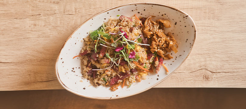 Arroz con pastrami